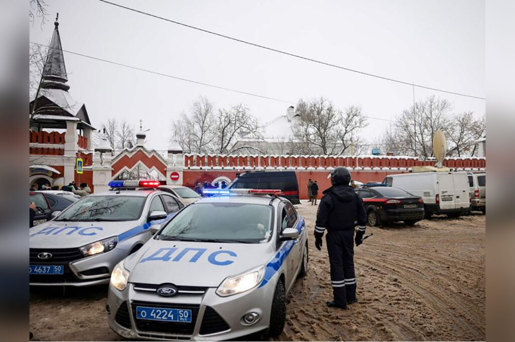 Explosión en una escuela de Rusia dejó 10 heridos. Un exalumno intentó suicidarse haciéndose estallar