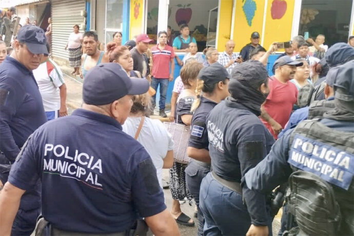 Policías